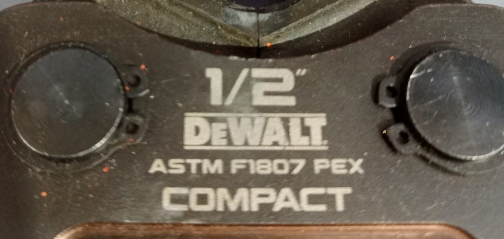 Dewalt 1/2" ASTM FI807 Pex Compact