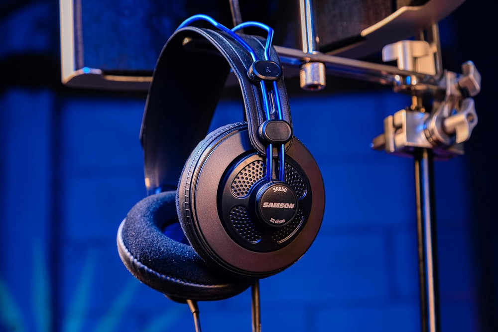 SR850 Professional Studio Reference Headphones