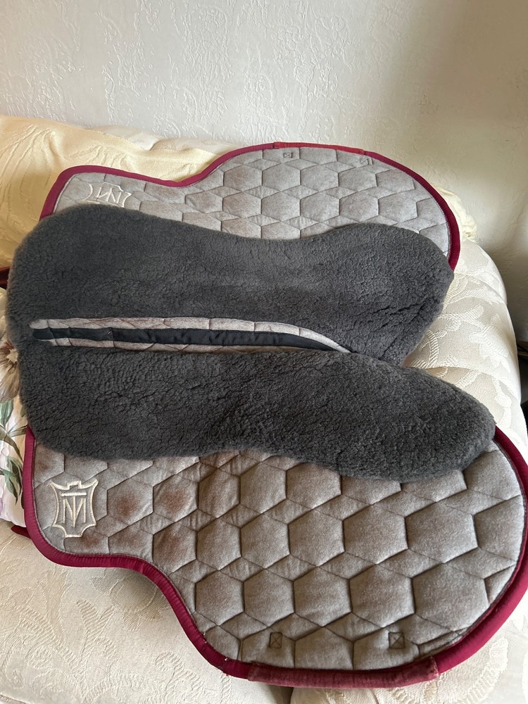 mattes platinum jumping saddle pad