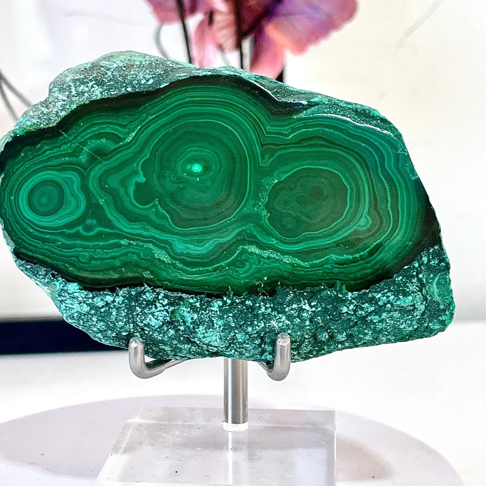 413G Green Malachite Coarse Mineral Sample