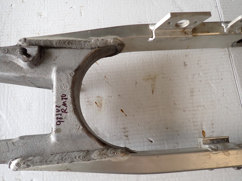 1990 1999 Suzuki RM 80 swingarm