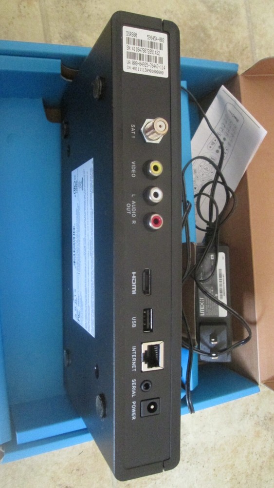 Shaw Direct HD DSR800 Satellite Receiver (Read description)