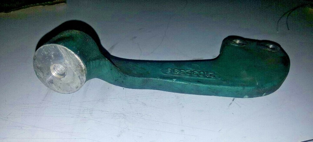 VOLVO BRACKET 21032398