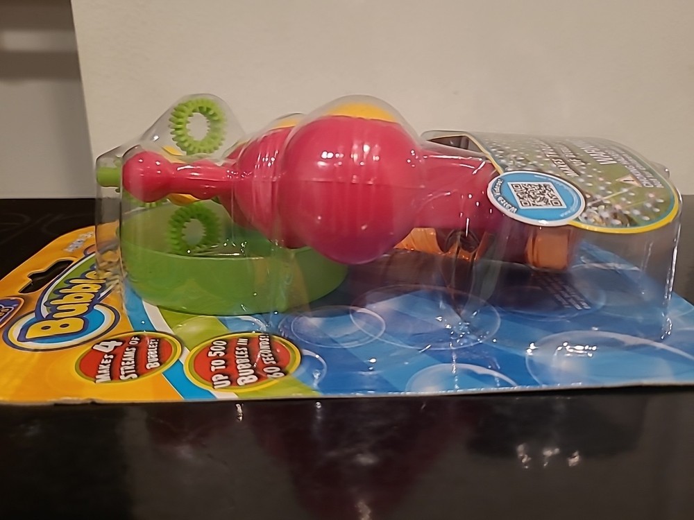 Amazing Bubbles Bubble Squirter