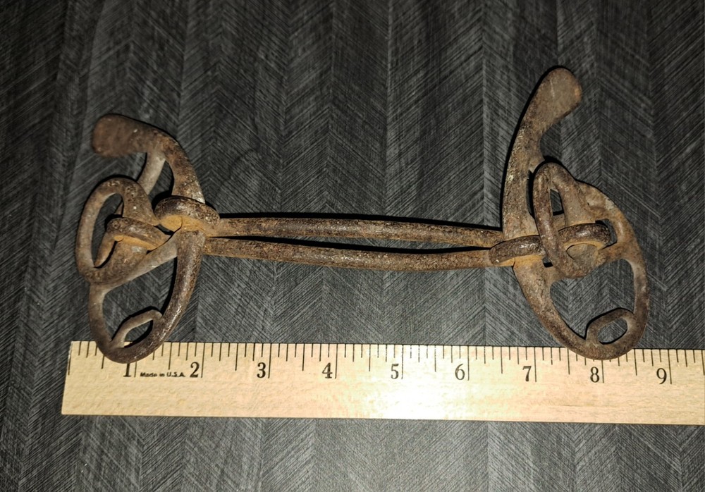 Antique Iron Horse Carriage Bit BIN96