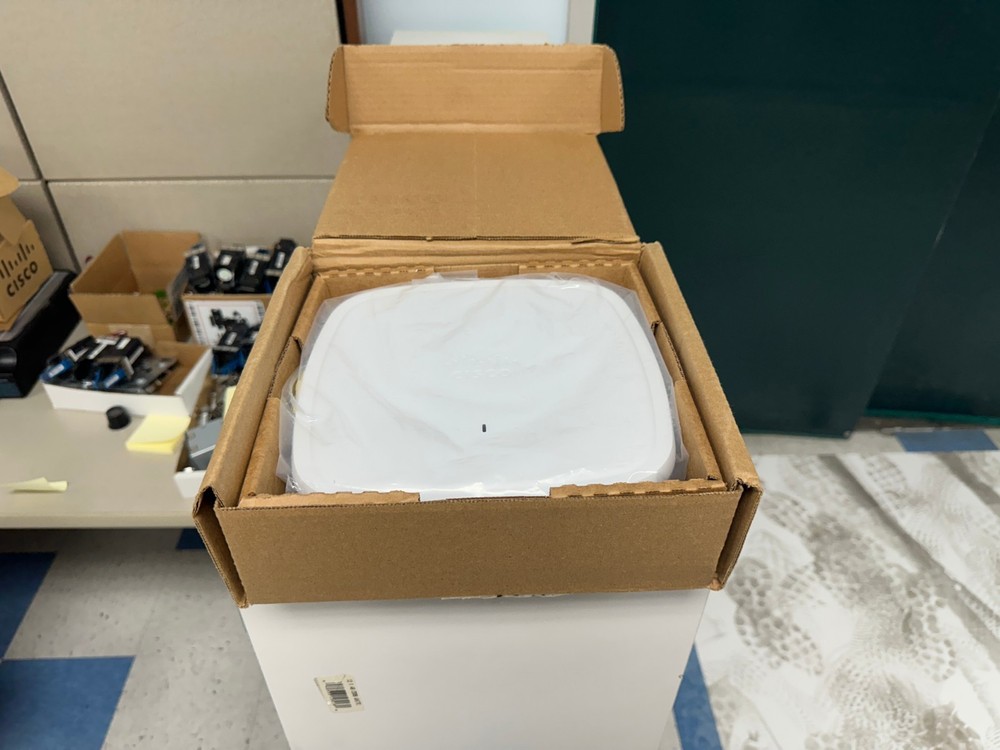C9130AXE-B CISCO CATALYST 9130AXE WIRELESS AP