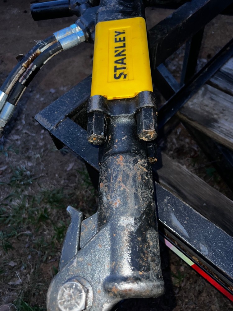STANLEY BR67 HYDRAULIC T-HANDLE BREAKER 1-1/8