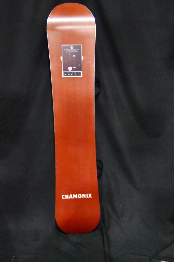 NEW CHAMONIX GEANT SNOWBOARD SIZE 163W CM WITH ROSSIGNOL EXTRA LARGE BINDINGS