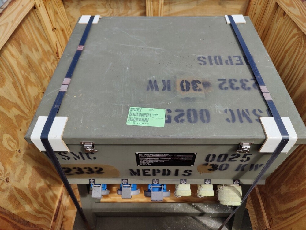 US Generator Distribution System 835024A Mobile Electric Power