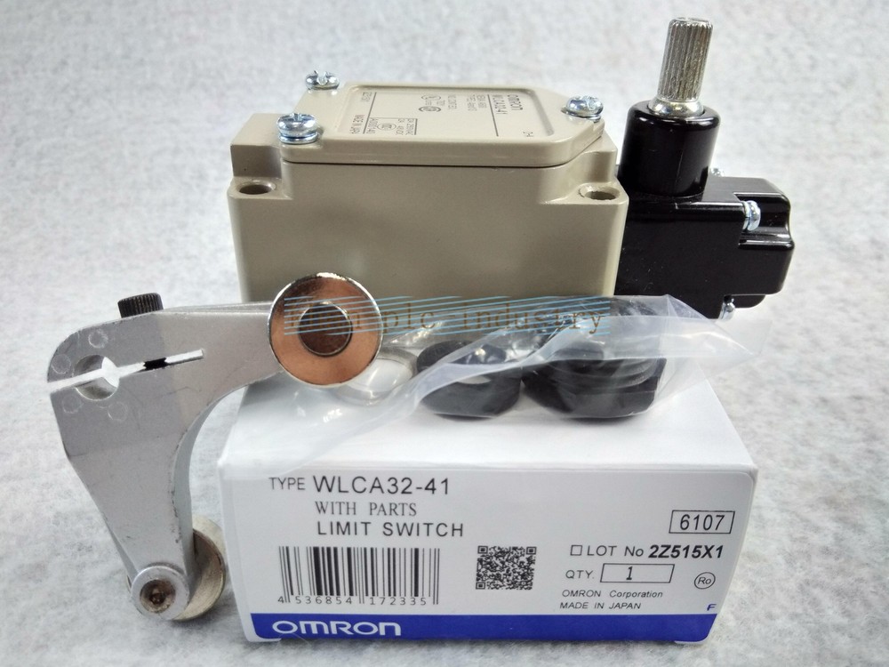 1piece NEW Omron  Limit Switch WLCA32-41