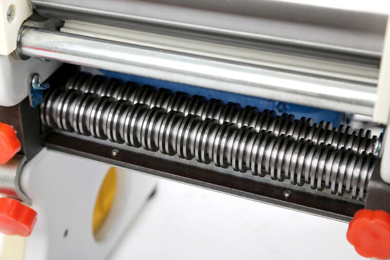 110V Commercial Pasta Maker Pasta Press Maker Noodle Roller Machine Width3mm/9mm