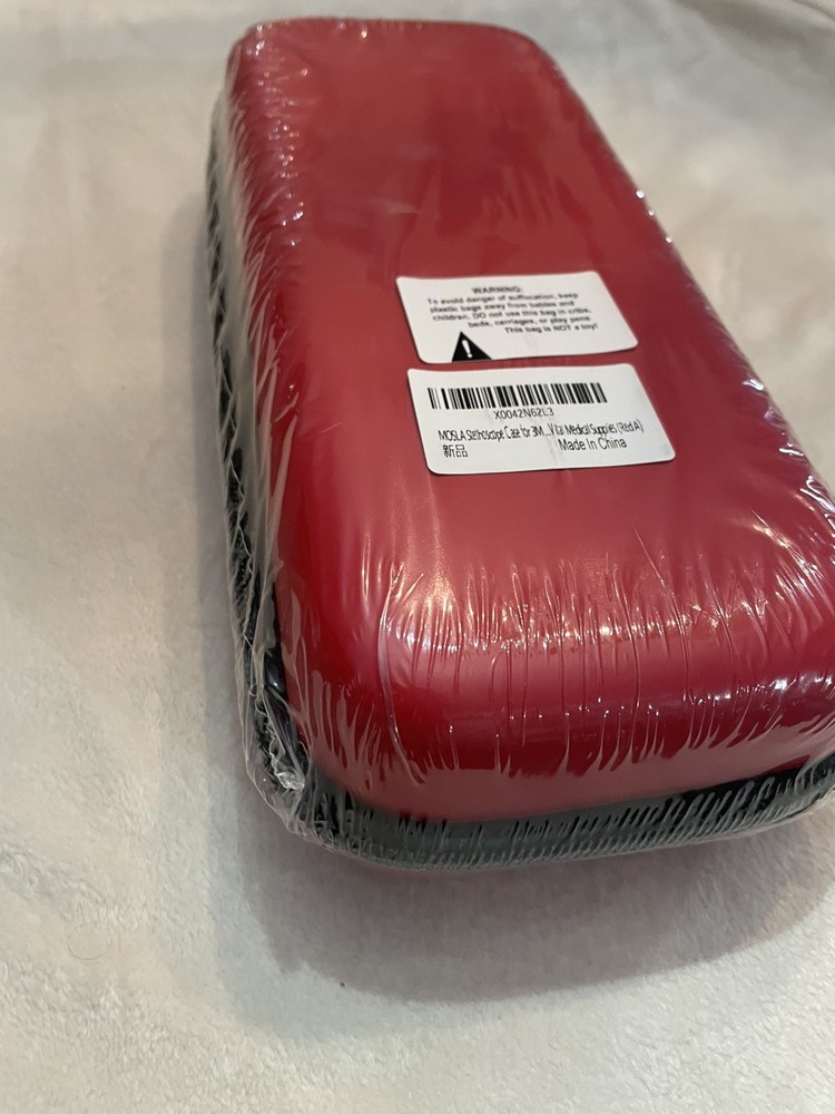 Mosla Stethoscope Carrying Case. Red. New in packaging.