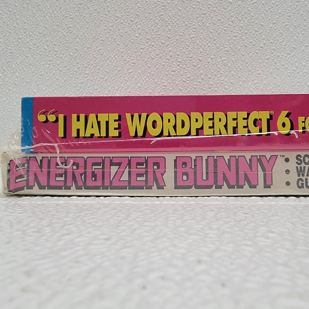 Vintage Windows Energizer Bunny Screensaver Software & Hate Wordperfect 6 Book