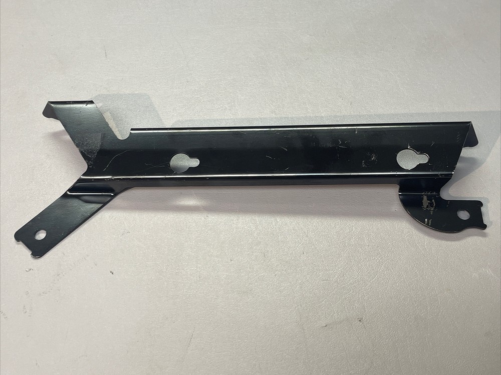 Volvo Mack 29958606 Bracket