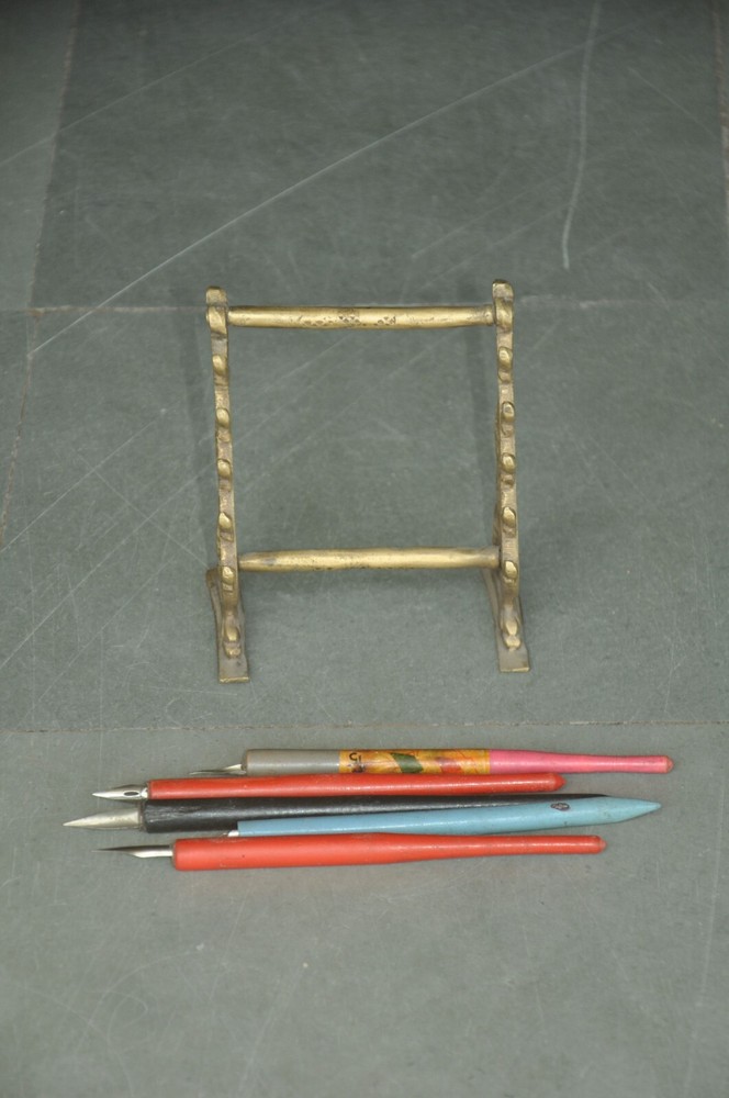 Vintage Brass Cut Work Unique Shape Pen Stand With 5 Holders