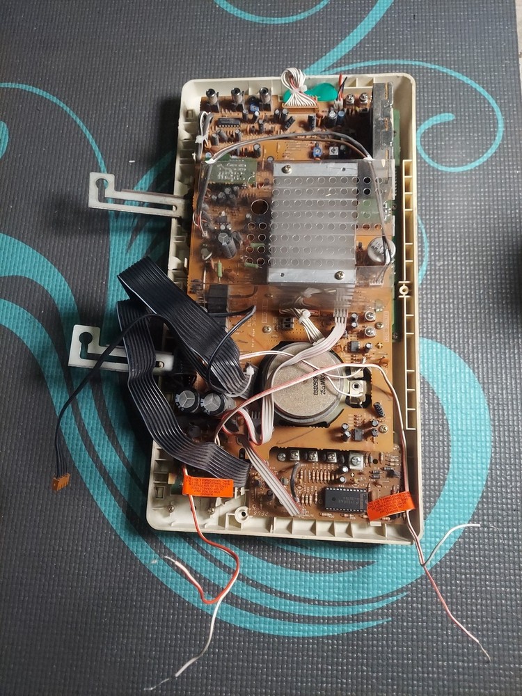 NuTone IM-3303 intercom system with radio and speakers, untested.