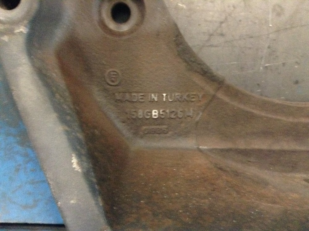 Mack E7 Engine Mount - Used | P/N 158GB5126M