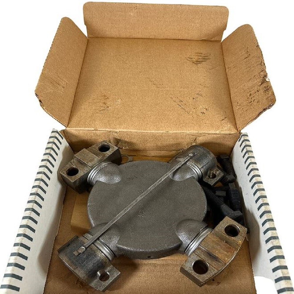 AEC 8202 Universal Joint Kit -