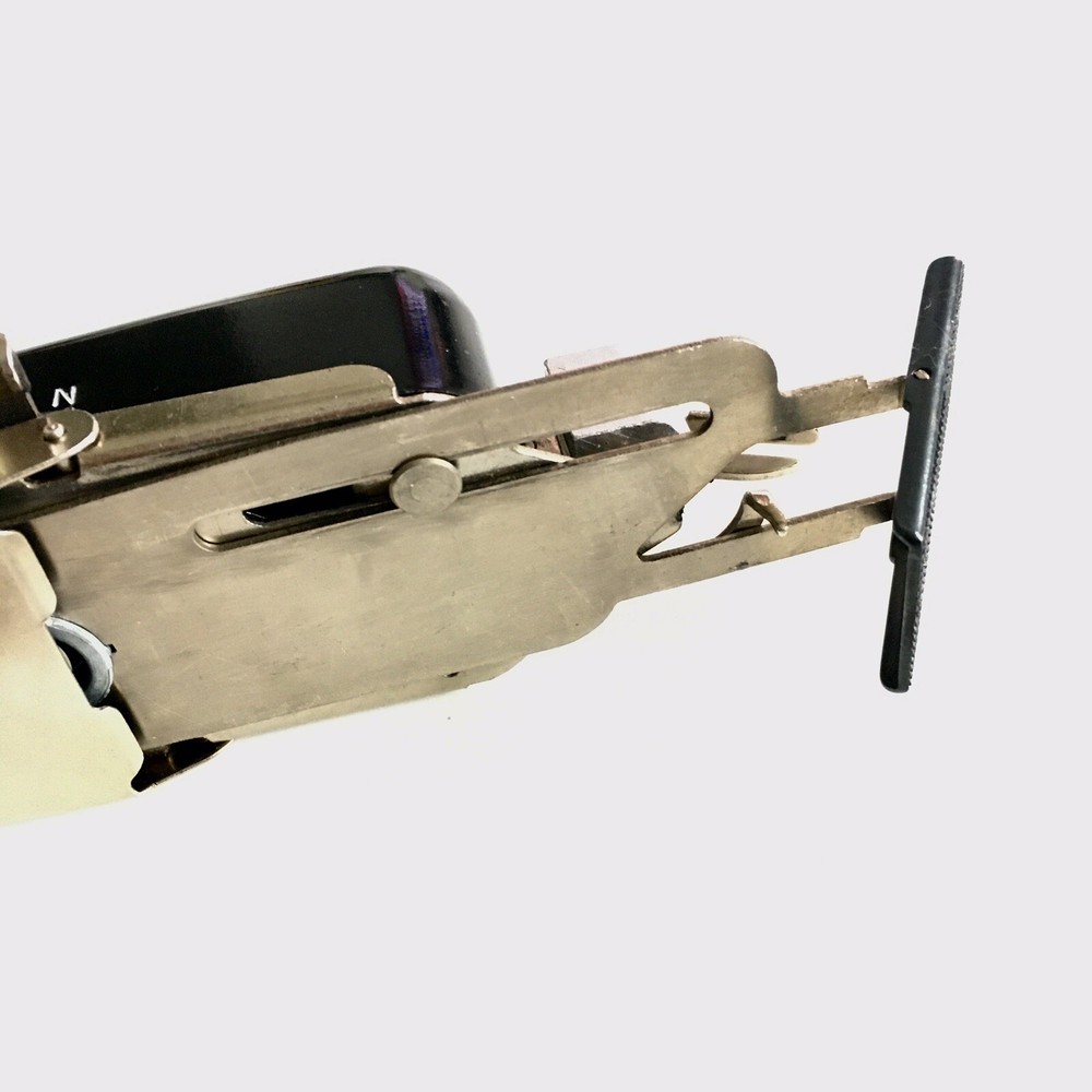 Vintage White Sewing Machine Magic Key Buttonhole Worker Black