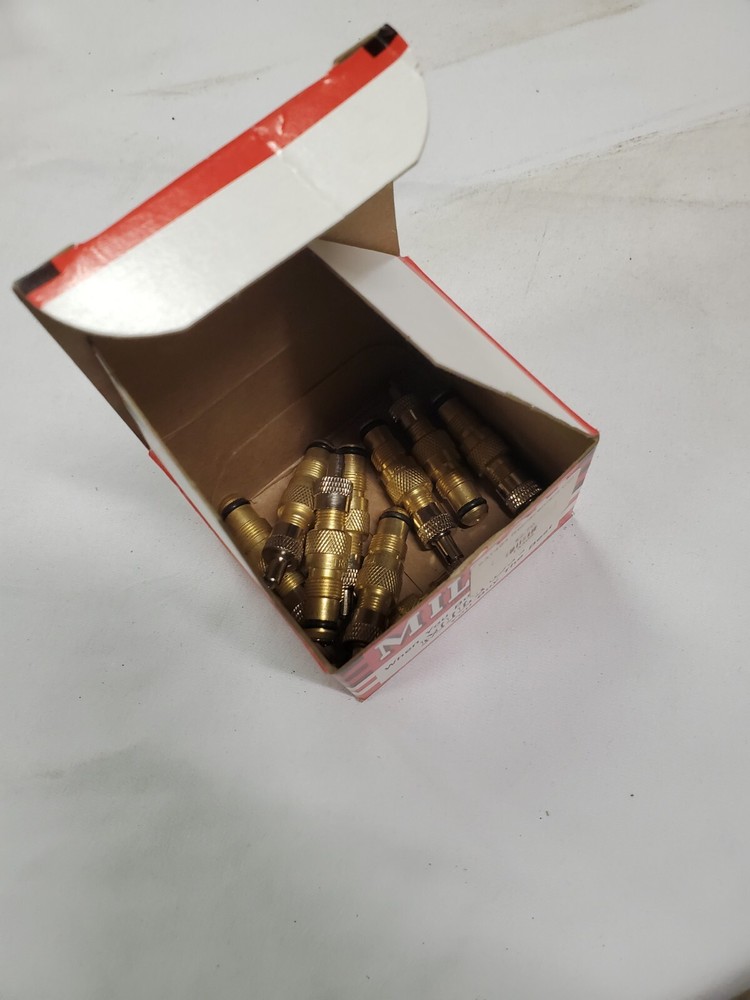 Milton TRCH-3 Tractor Valve Core Housing,