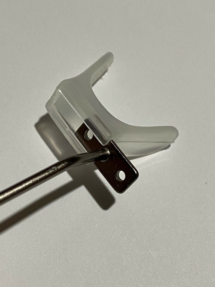 Varga replacement plastic nose bridge for Varga 2000, 3000 and Prone