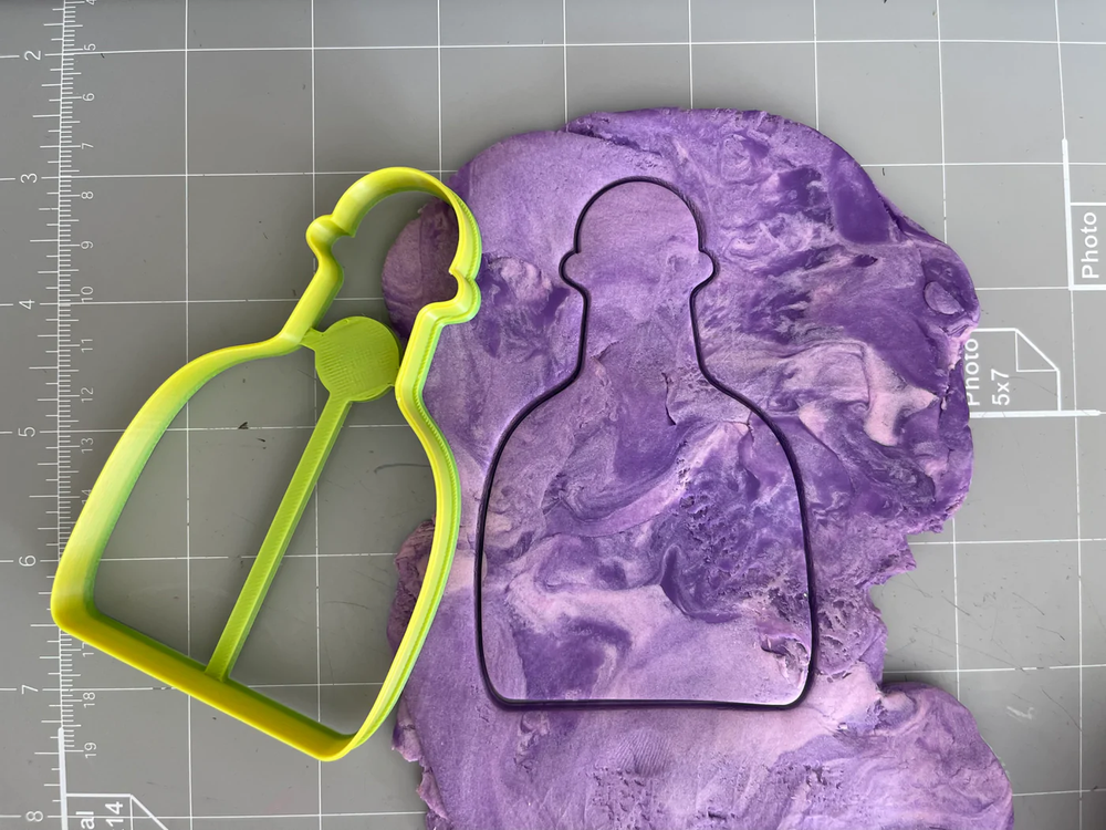 Drinking Bottle Outline Cookie cutter