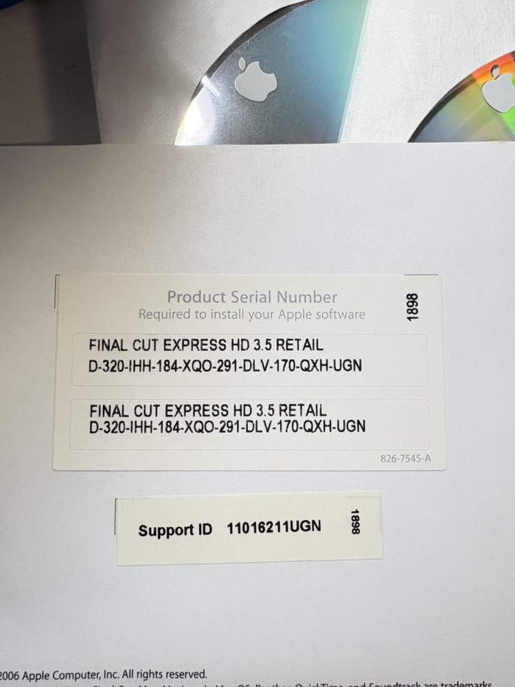 Apple Final Cut Express HD MA261Z/A Version 3.5 Software Bundle Video Editing,