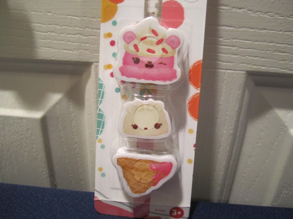 Num Noms Stackable Strawberry Scented Erasers - New