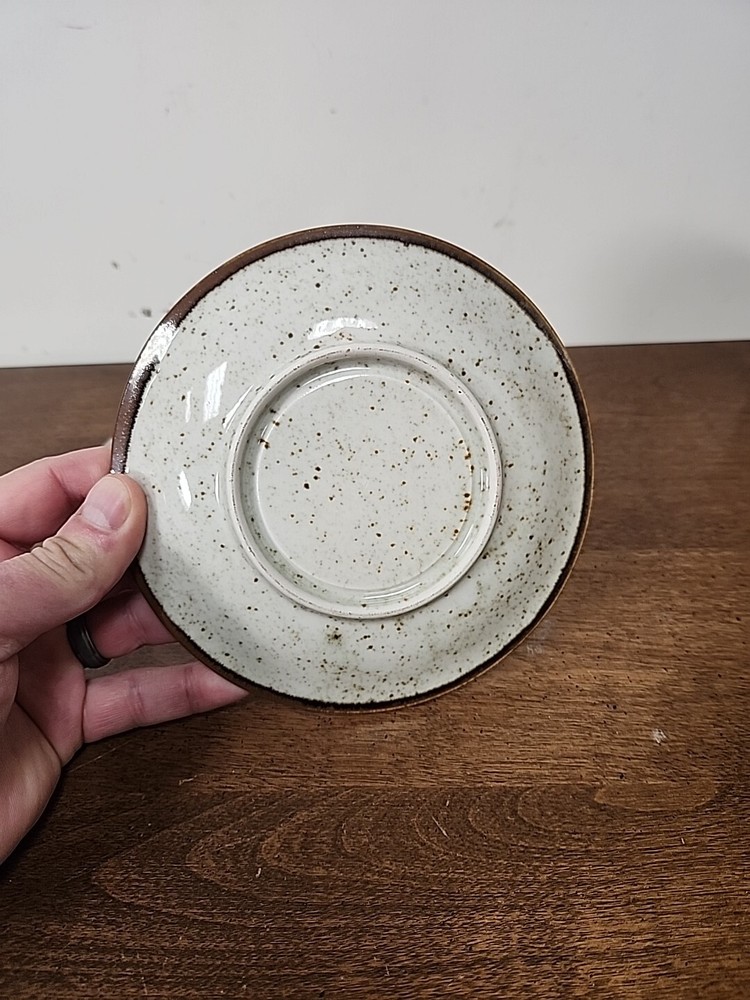 VOLENDAM SPECKLED MUG & SAUCER - NETHERLANDS
