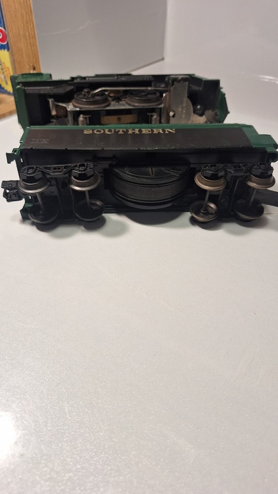 Lionel 8302 Locomotive