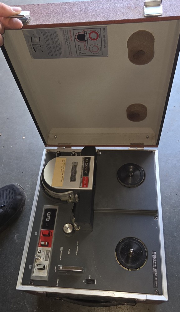 Vintage Sony AV-3600 Solid State Videocorder (Collectible) 📺📼