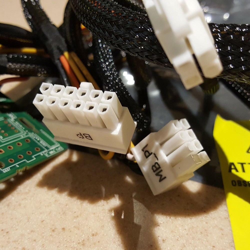 0CWPDD DELL EMC POWEREDGE T330 POWER DISTRIBUTION BOARD PDB CWPDD