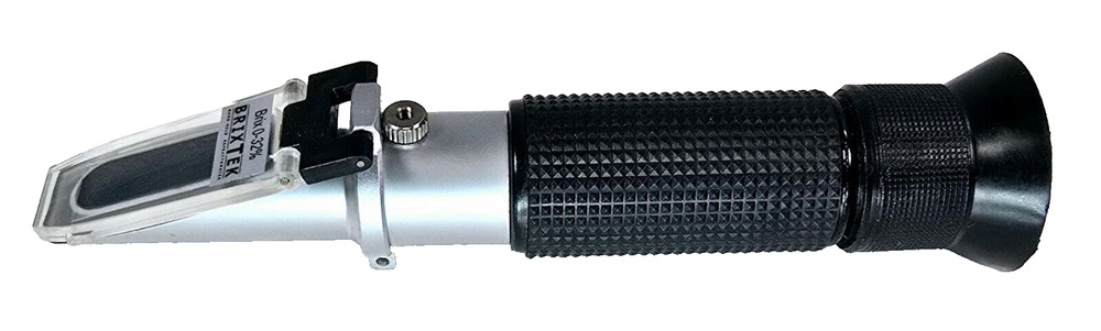 BrixTek Brix 0-32% Hand-Held Refractometer With Case
