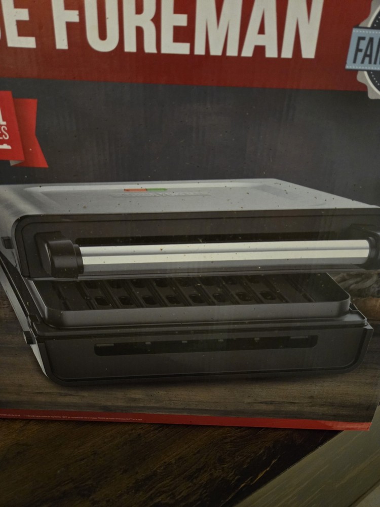 George Foreman GRS6090B Contact Smokeless - Ready Grill - Silver