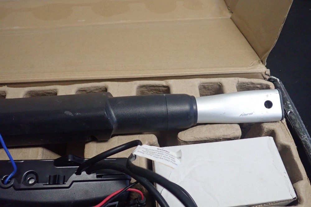 Mighty Mule MM271 Light Duty Single Automatic Gate Opener