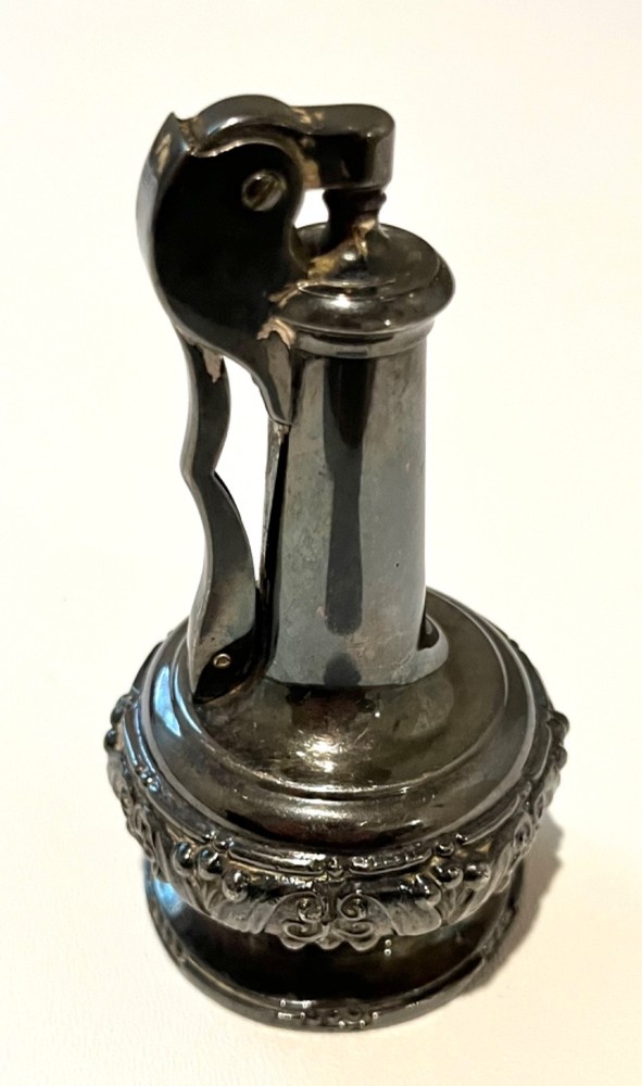 Vintage Ronson Art Deco Decanter Table Top Cigarette Lighter