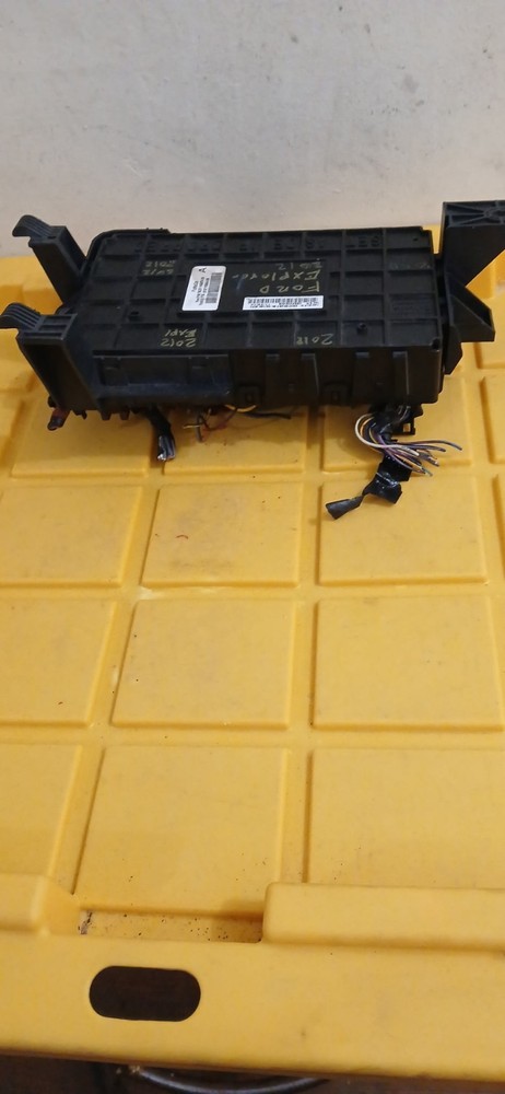 2012 Ford Explorer Fuse Box #BC3T-14B476-DH