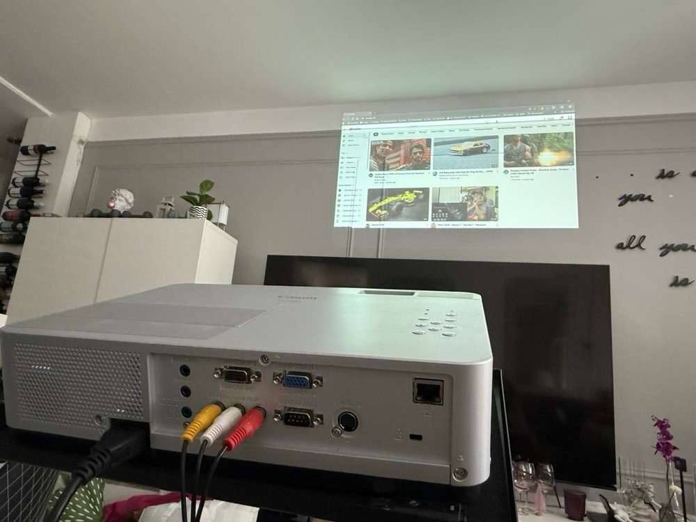 Canon Projector LV7490 4000 Lumens
