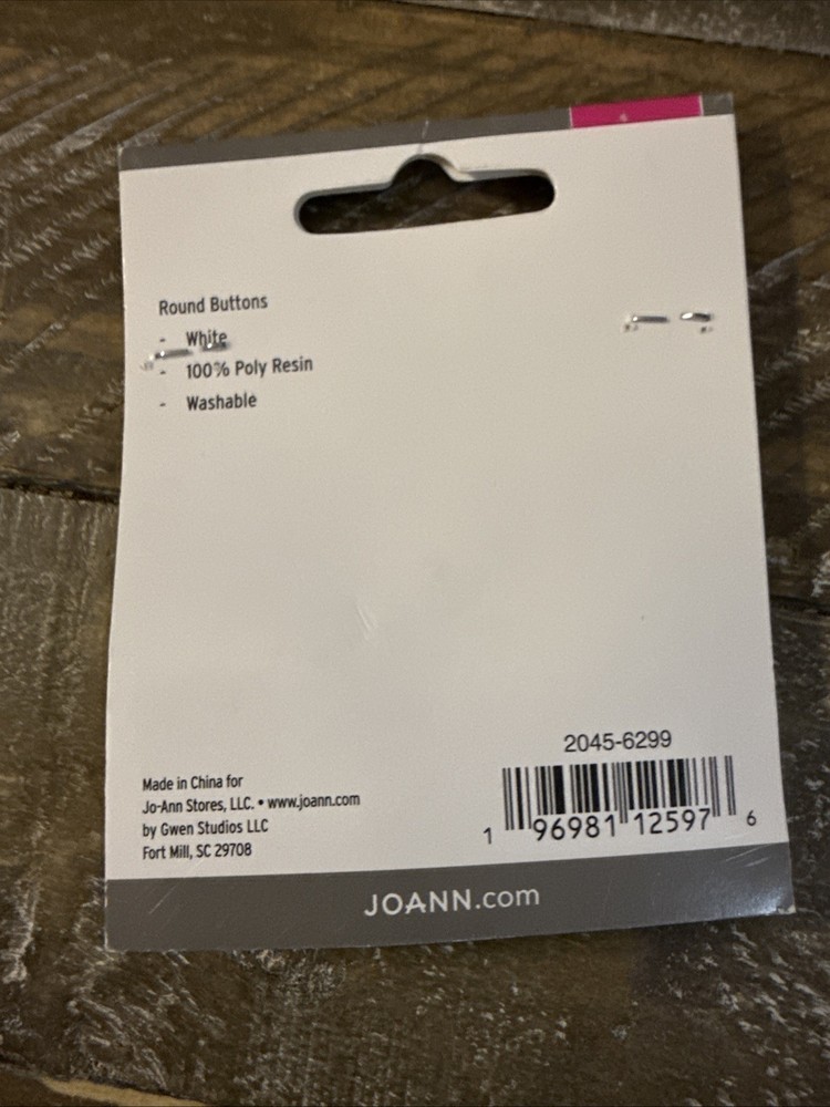 Fabany By Joann Buttons 6 Pieces 1”