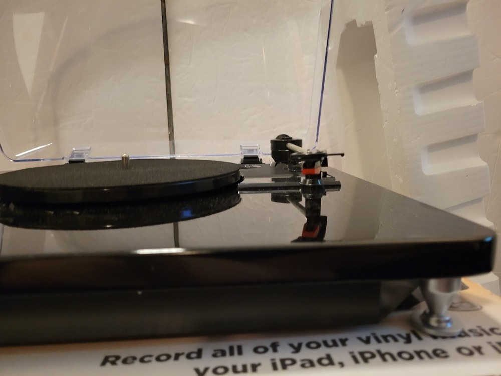 ION Audio PROFILE LP Conversion Turntable Vinyl To CD/MP3/iOS Record Player