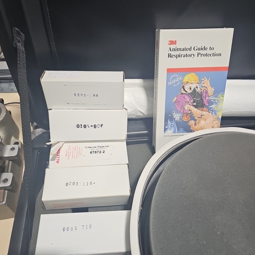 3M FT-20 Training and Fit Testing Kit W/Case USED