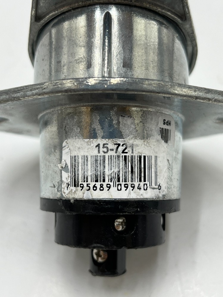 QTY 2 PHILLIPS 7-WAY SOCKET 15-721 2-HOLE WIRE INSERTION SOLID PIN ZINC DIE CAST