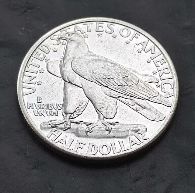 1935 Connecticut Commemorative Half Dollar 50C