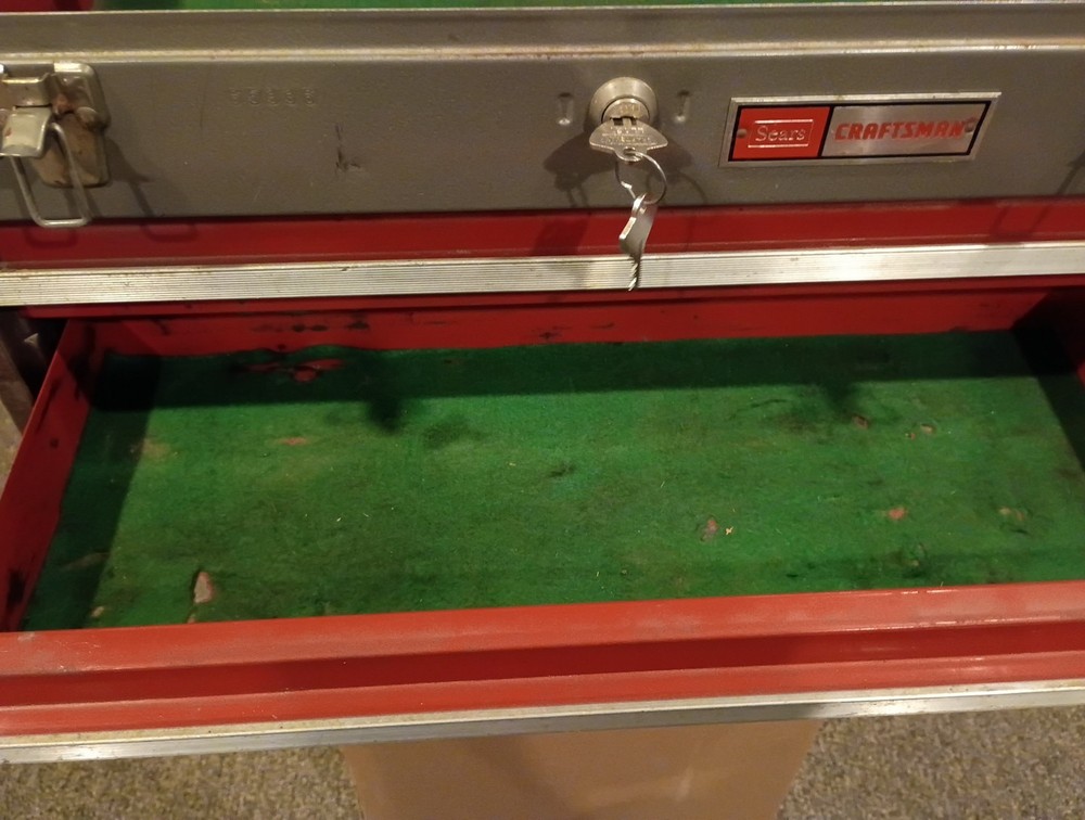 VTG Sears Craftsman Toolbox Two Drawer Green Felt Two Keys