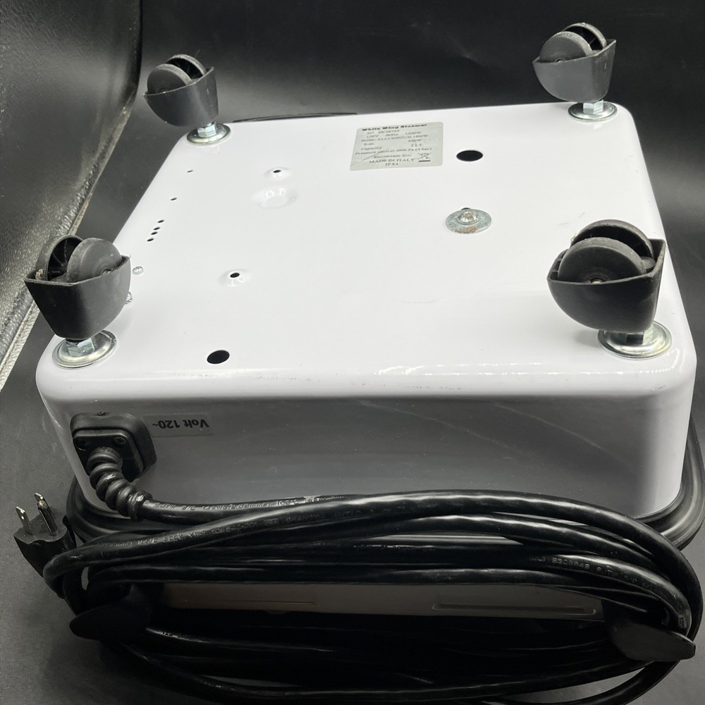 White Wing Steamer