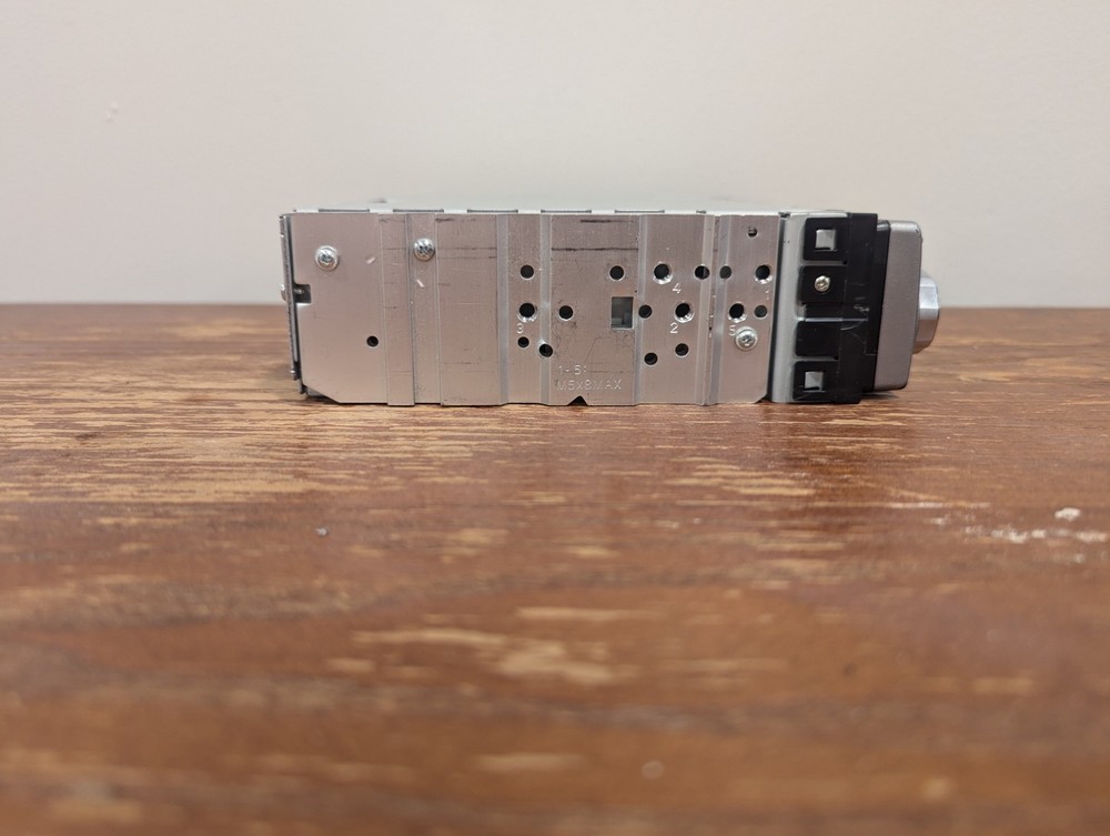 JVC KD-G210 CD-RW Untested With Bracket