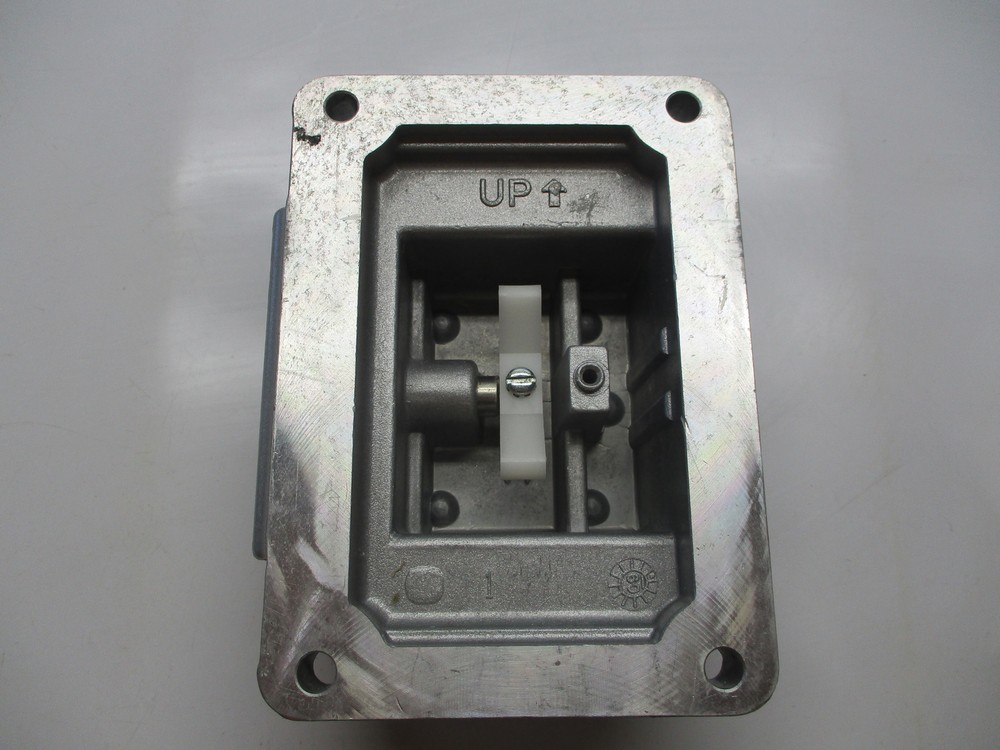 SQUARE D 9001BR024 SER.B CONTROL STATION NSNP