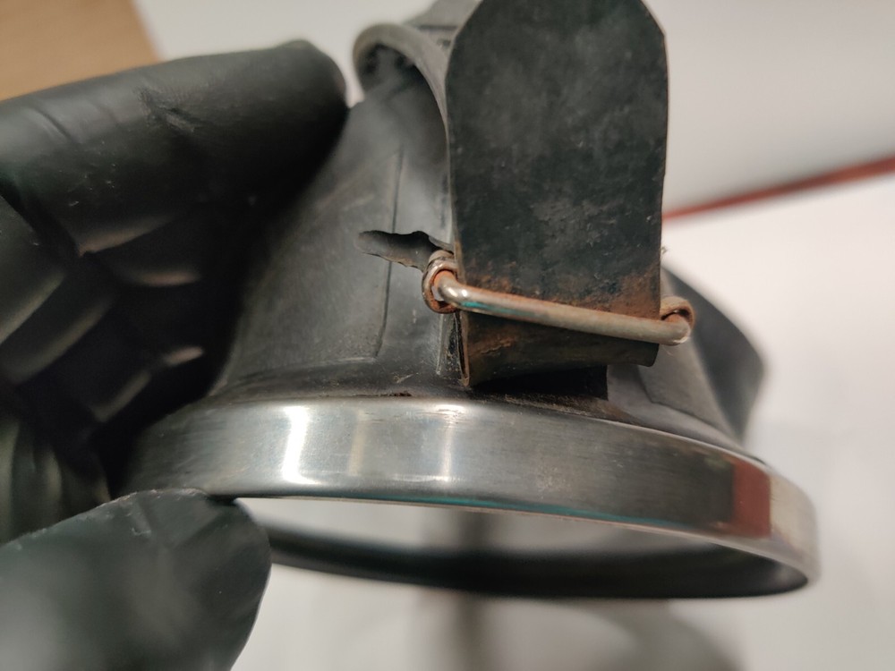 VTG Neptune Mask Scuba Diving Divers Triangular Round Rare Shape Adjustable