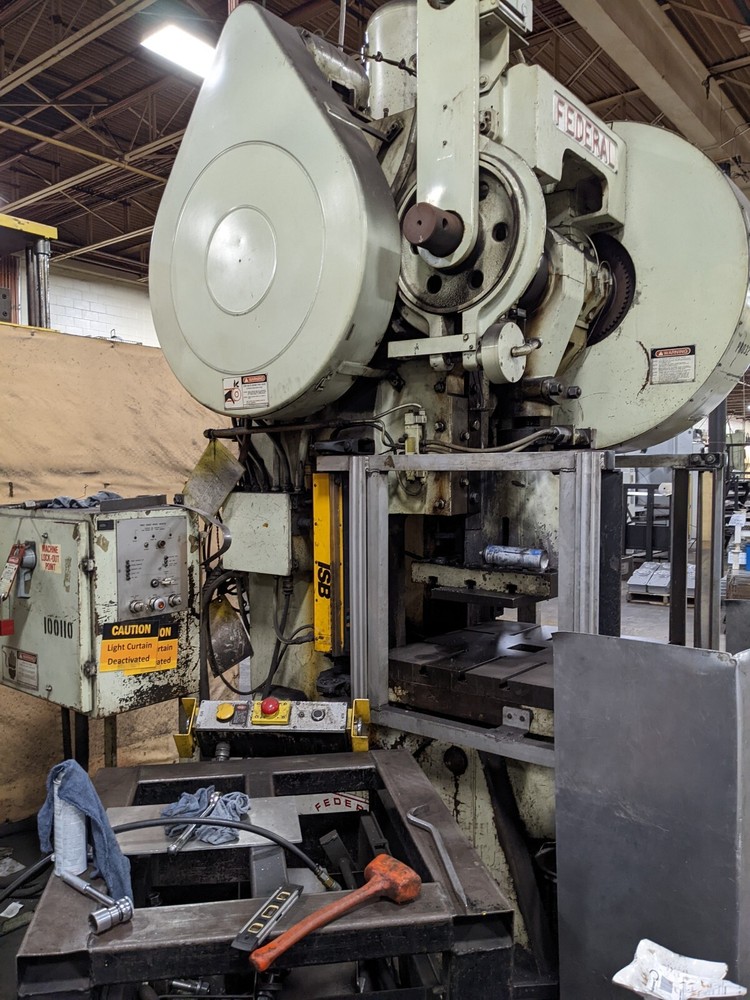 #10904: Federal 100 Ton OBI Flywheel Type Press