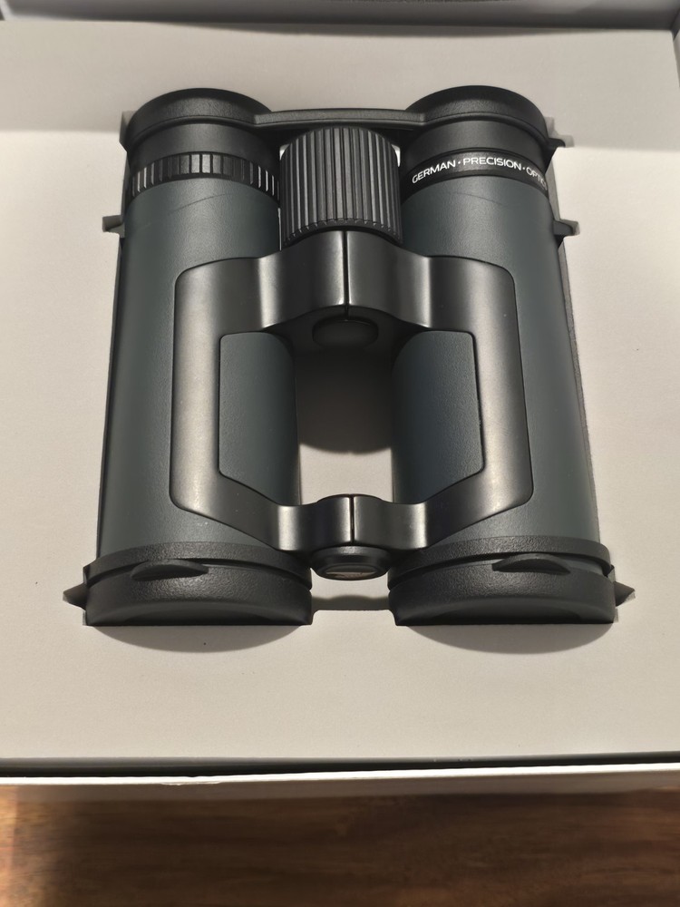 GPO Polariz 10×42 Binocular Bundle B100